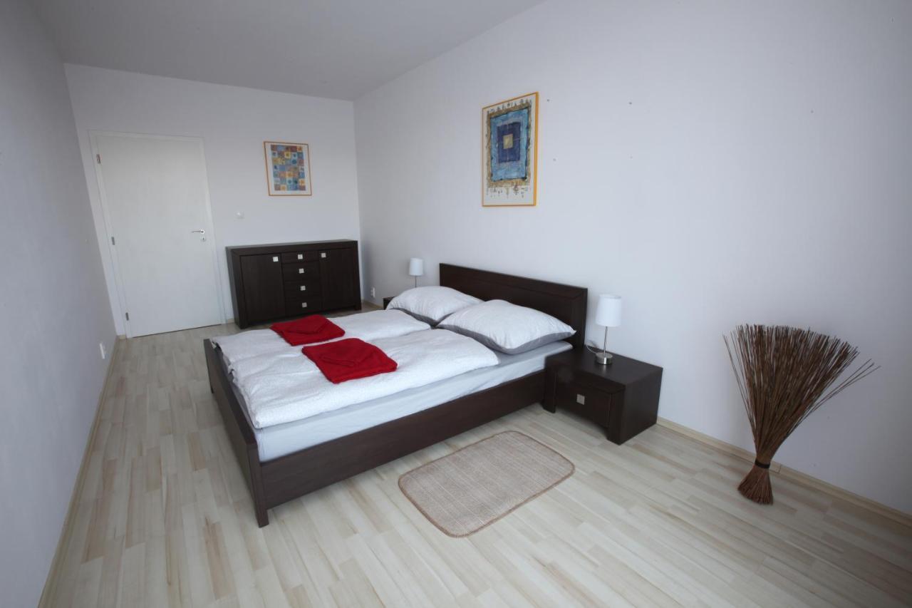 Apartment Park Radouc - 60M2 Mladá Boleslav Eksteriør billede